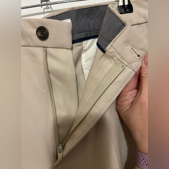 NWT Amazon Essentials Men's Casual Stretch khaki Pant size 36 X 30 - Picture 3 of 7